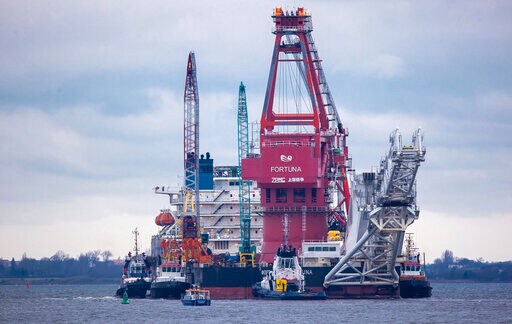 Work Resumes on Disputed Russian-German Undersea Pipeline