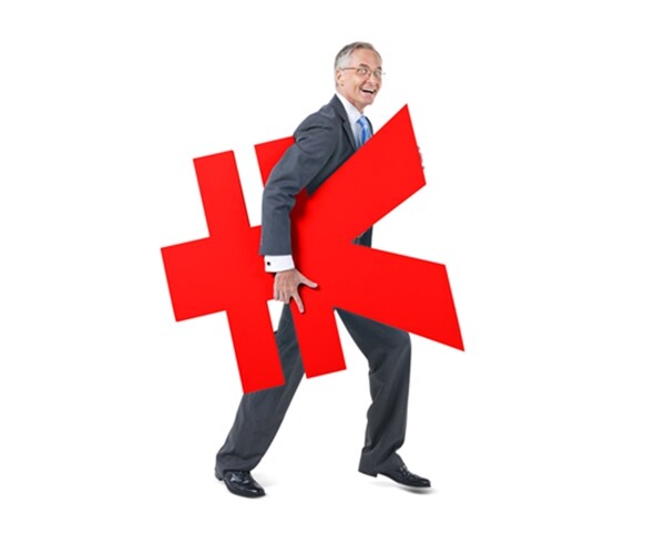 JPMorgan Reverses Long-Term Yen View as Crisis Upends Markets