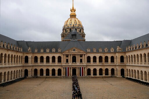 Mourners Say Goodbye to Late French President Jacques Chirac