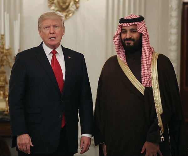 Trump to Announce $350 Billion Arms Deal With Saudis