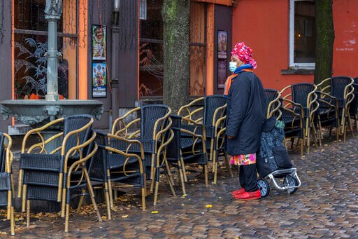 'Hoodwinked' before Christmas, EU Nations Seek to Slow Virus