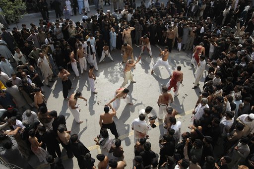 Suicide Bomber Kills 16 During Shiite Procession in Pakistan