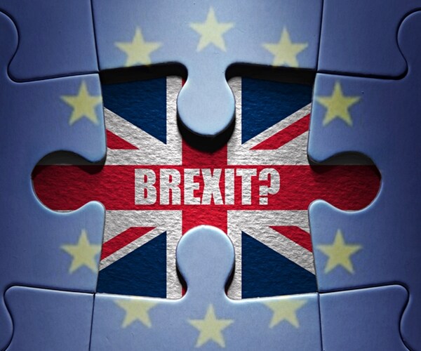 Brexit-Worn Britain Looks on Track for Recession