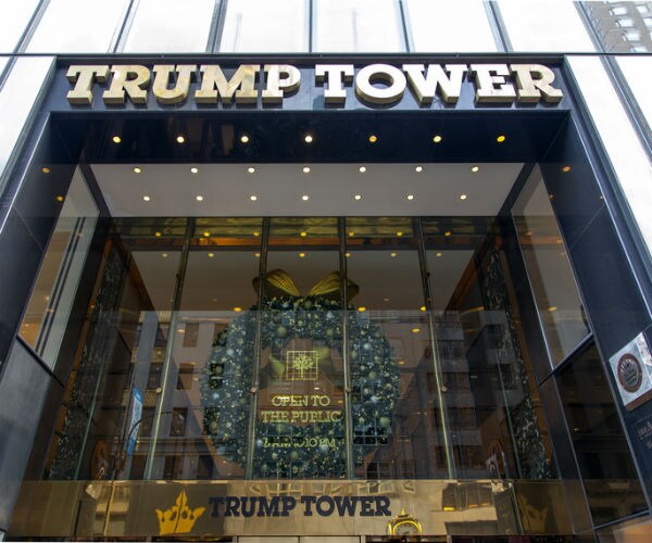 Toobin: Weisselberg Knows 'Where Money Comes in, Where It Comes Out'