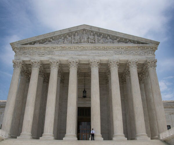 Abortion, Free Speech Collide in Supreme Court Dispute