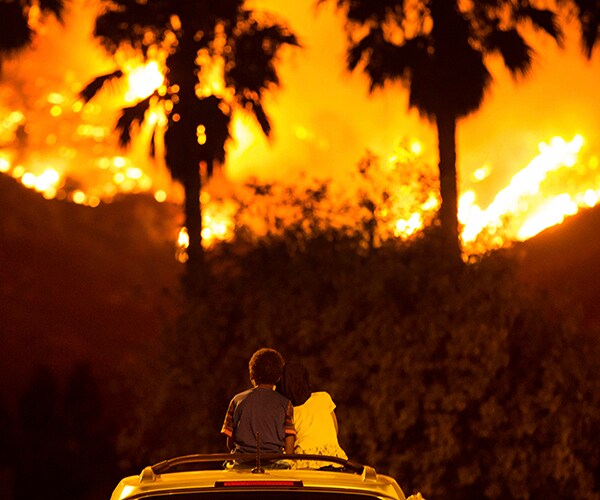 Crews Battle Growing Wildfire Near Homes in California