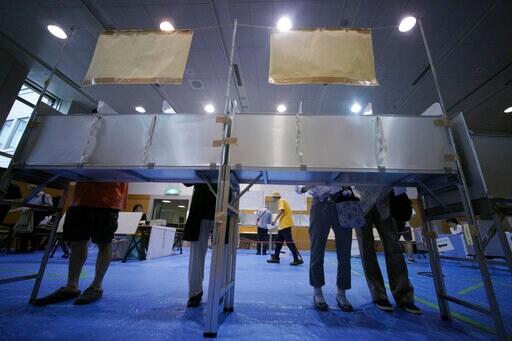 Japan Votes for Upper House; Abe's Party Seen as Favorite