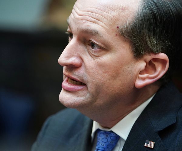 White House 'Looking Into' Acosta Role in Sex Abuse Plea Deal