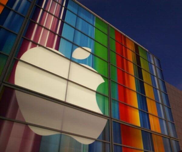 Apple Revenue, Profit Top Targets But iPhones Light