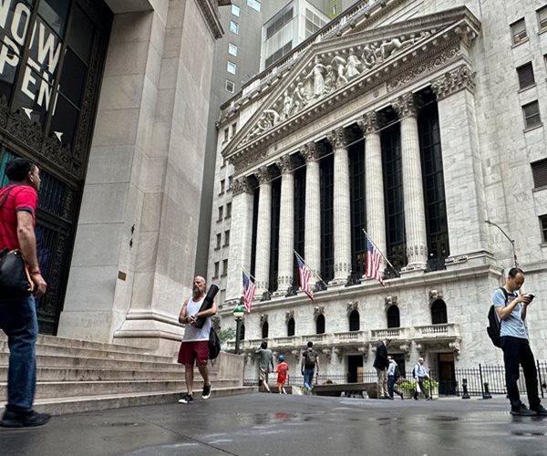 Wall Street Edges Lower in Lead up to Data Deluge