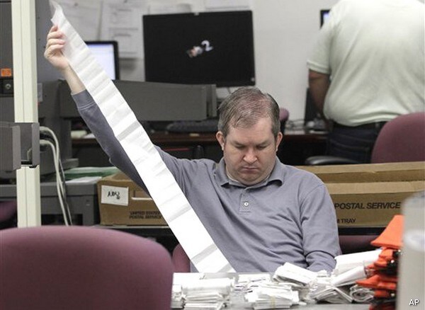 Florida Restores Early Voting Days, Moves Back Primary