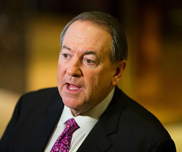 Huckabee: US Meddles in Elections Just as Russia Does