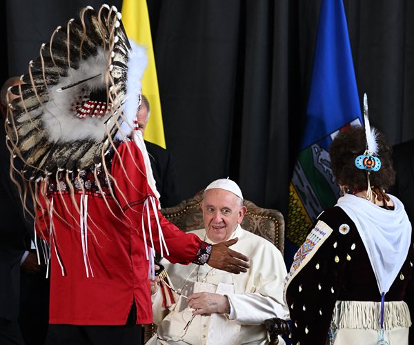 Indigenous leaders meet the pope