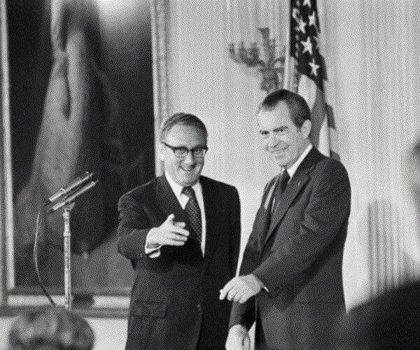 Henry Kissinger Trusted Confidant to President Nixon Until Bitter, Bizarre End
