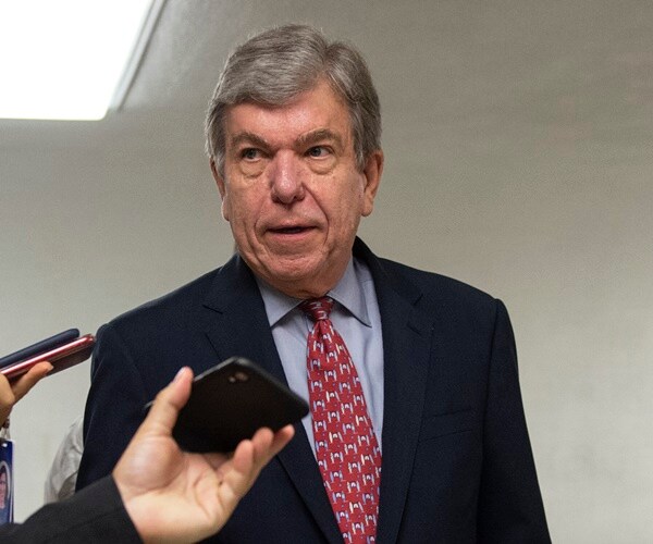 roy blunt speaks with the media
