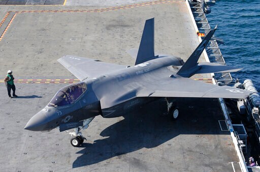 US Navy Says Crashed F-35C Plane Raised from South China Sea