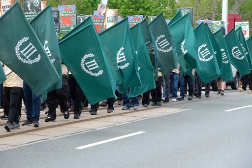 Jewish Group Alarmed after German Police Let Neo-Nazis March