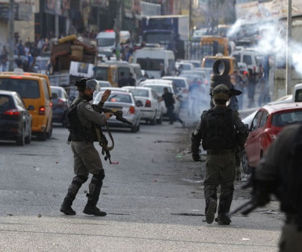 Israeli Police Officials: Detectors Were Installed Carelessly at Temple Mount