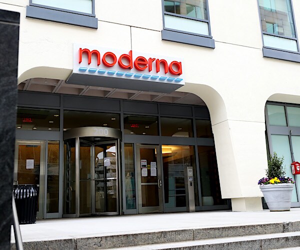 moderna's office in cambridge, massachusetts