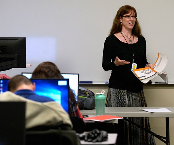 Iowa Senator Wants Professors Hired by Political Affiliations