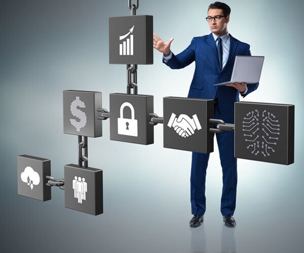 Cryptocurrency Stocks Holding Gains Despite Bitcoin Price Plunge