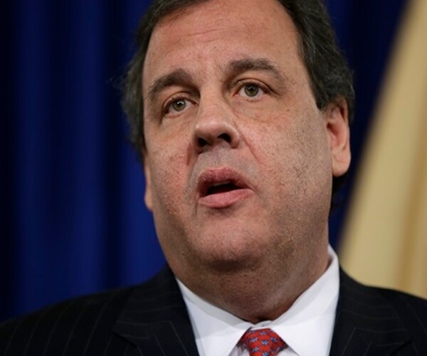 Former Aide Takes Back Christie 'Flat out Lied' Comments