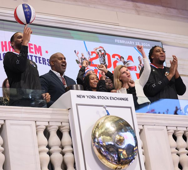 Stocks Pause as Key Inflation Data Eyed