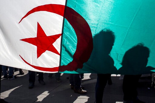 Algerian Lawyers March to Demand Bouteflika's Departure