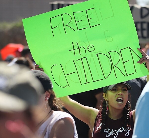 CNN: DOJ Turns Over 101 Migrant Child Names to ACLU