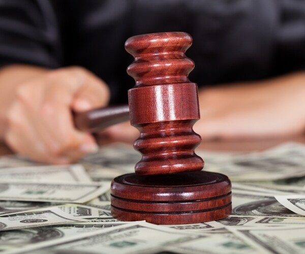 Bayer, J&J Win Reversal of $28 Million Verdict in Xarelto Lawsuit