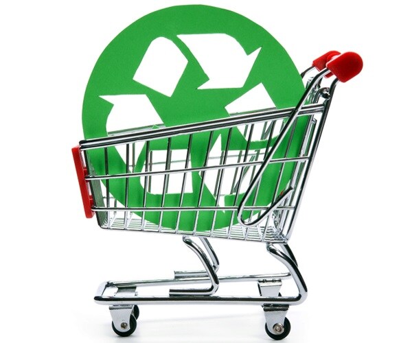 Socially Conscious Bank Card Gives Do-Gooder Customers Cash Back