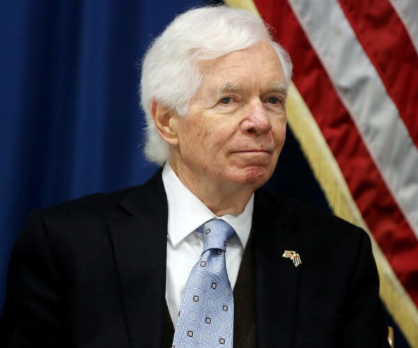 Ailing GOP Senator Cochran Postpones Return to Washington