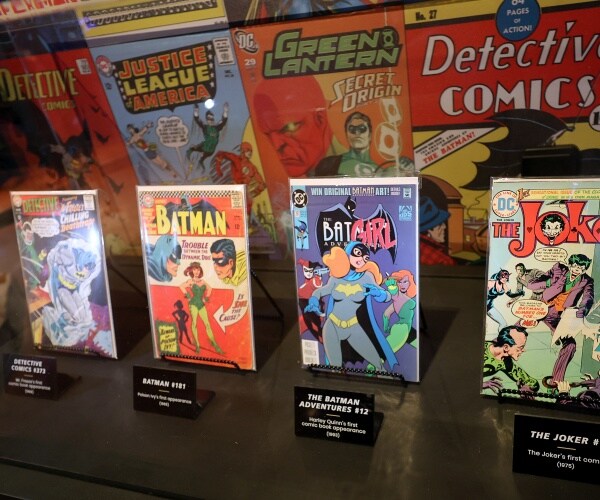 Robin Comes Out as Bisexual in Batman Comic