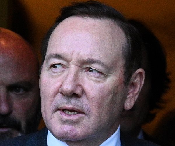 From Witness Stand, Kevin Spacey Denies Sex Abuse Claims