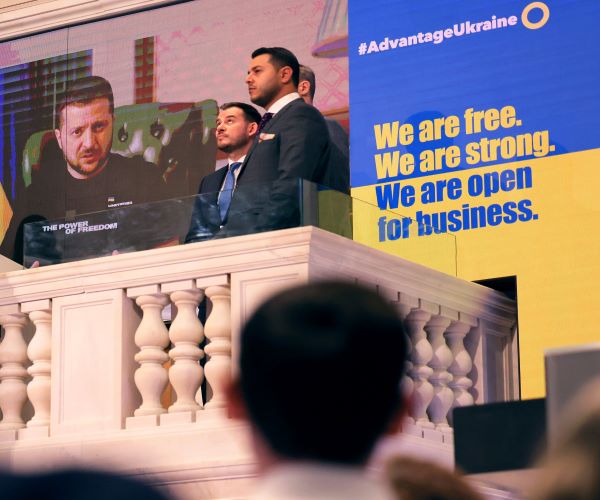 Zelenskyy 'Rings' NYSE Bell in Quest for Foreign Investment 