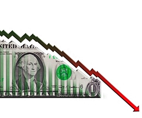 Economist Steve Keen: Weak Dollar Would Help US Workers