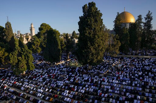 Millions of Muslims Commemorate Eid Al-Adha amid High Prices