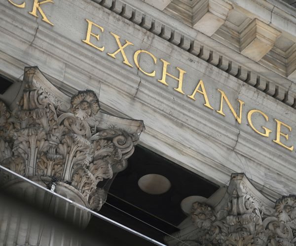 S&P 500, Dow Slide as Weak China Data Stokes Slowdown Worries