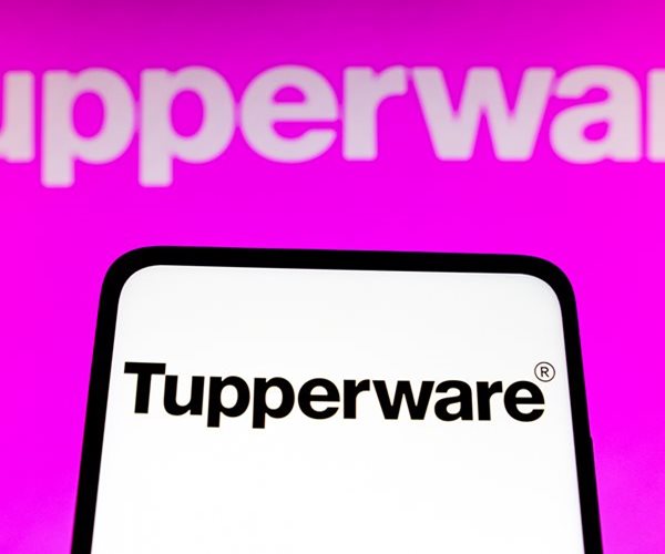 Tupperware Tumbles as Cheaper Rivals Proliferate