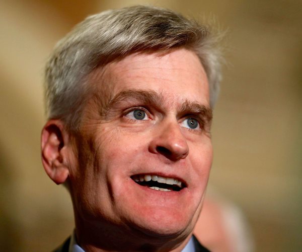 Senate to Delay Corporate Cut, Defying Trump