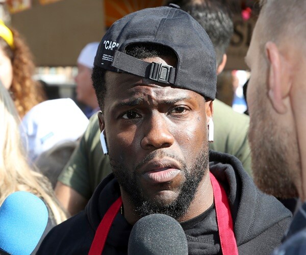 Hart Steps Down as Oscars Host Over His Past Anti-Gay Tweets