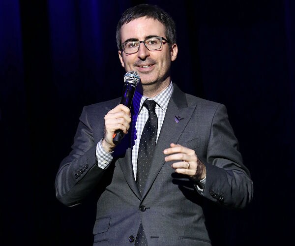 Infowars: Leaked Email Shows Clinton Foundation in Touch With John Oliver