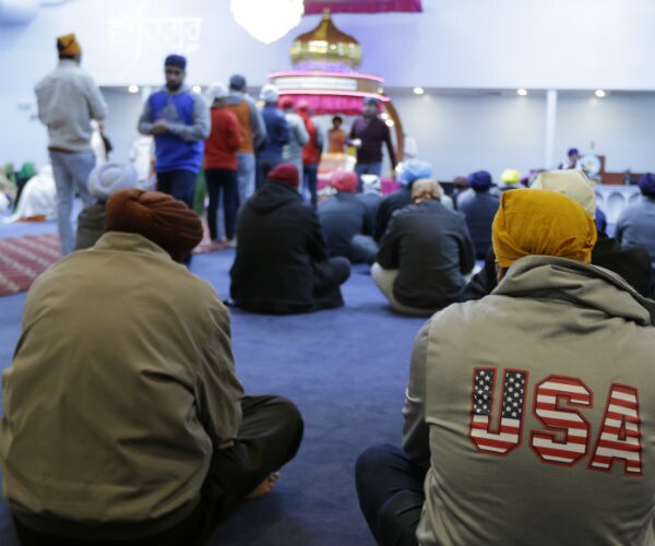 Sikhs Respond to Shooting Near Seattle with Fear, Disbelief