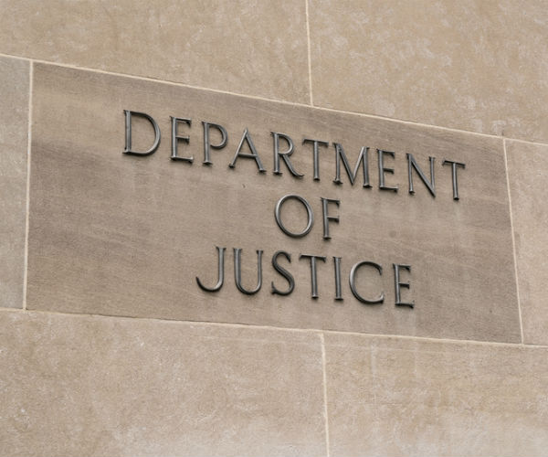 Expose Ruling Elites' Finances for Iran Regime Change 