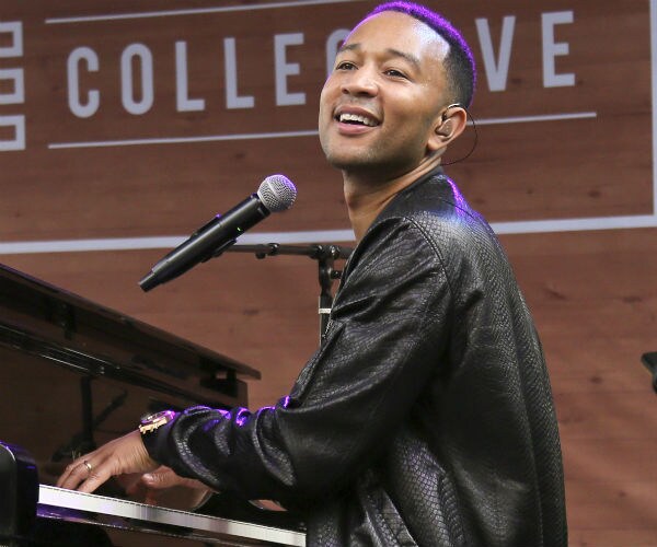 Hollywood Stars Take to Twitter With Pleas to End Violence