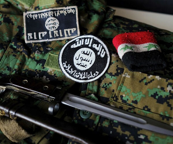 Judge Orders Notice Before Moving American 'Enemy Combatant' From Iraq