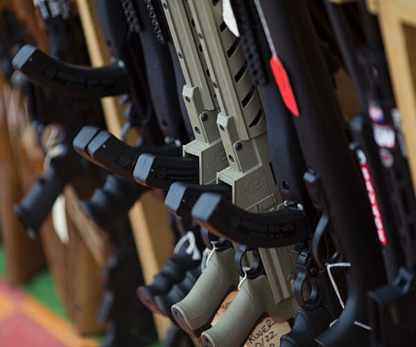 Florida Lawmakers to Vote on Gun Laws, Arming Teachers