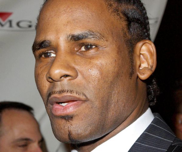Grand Jury Reportedly Convened in R. Kelly Case