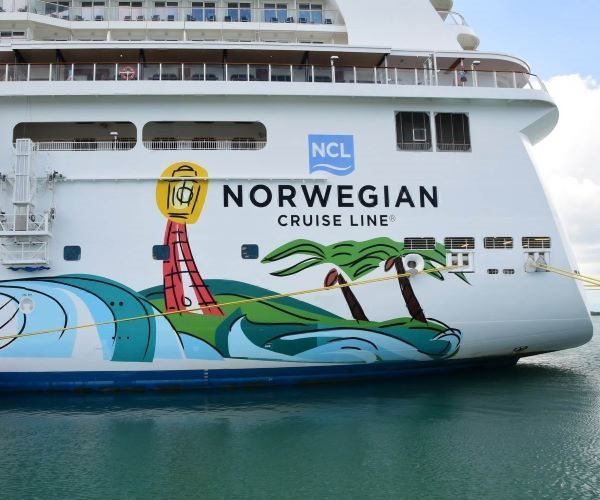 Norweigan Cruise Line ship
