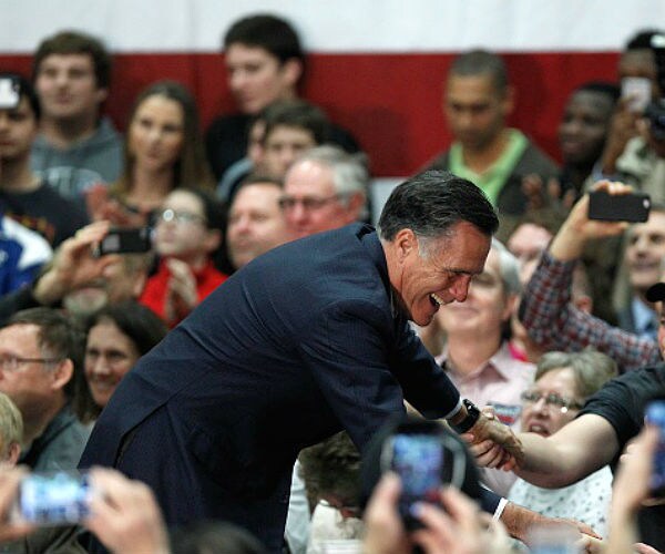 WBUR Analysis: Romney Run Could Damage Trump and Clinton